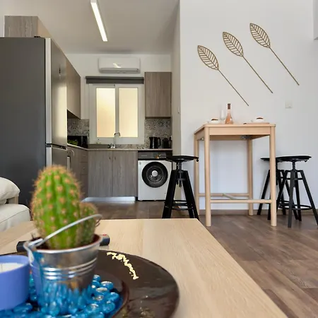 Olive & Sage 3br Walking Distance To Protaras And Pool Apartment Paralimni