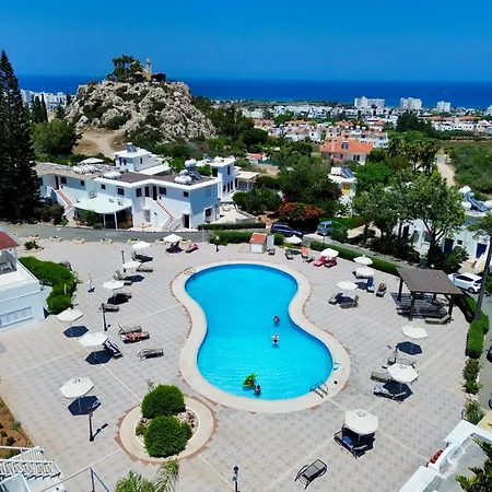 Olive & Sage 3br Walking Distance To Protaras And Pool * Paralimni
